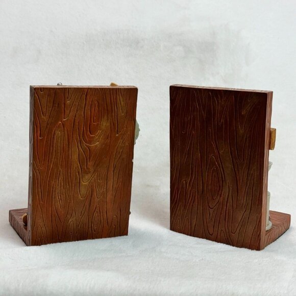 Russ Berrie & Co Hockey Theme Sports 1 Bookend Hand Painted Resin 6”x4” - Picture 7 of 15